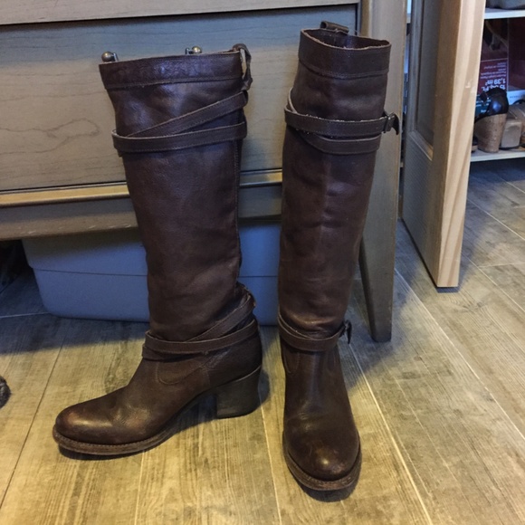 Frye size 8 Dark Brown Jane Strappy Boots - Picture 4 of 5